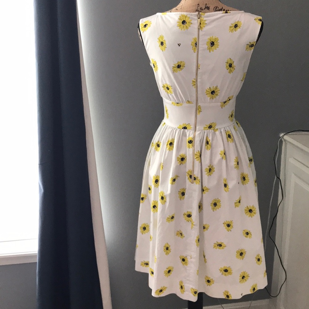 Kate Spade Daisy Dress - Picture 2 of 5